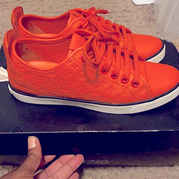 Louis Vuitton sneakers - Picture 2 of 5